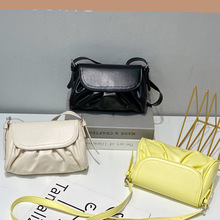 Ҹ�°�Ů�İ����ļ��¿�߼���С��ܛƤ�W�tб��Ů������μ��