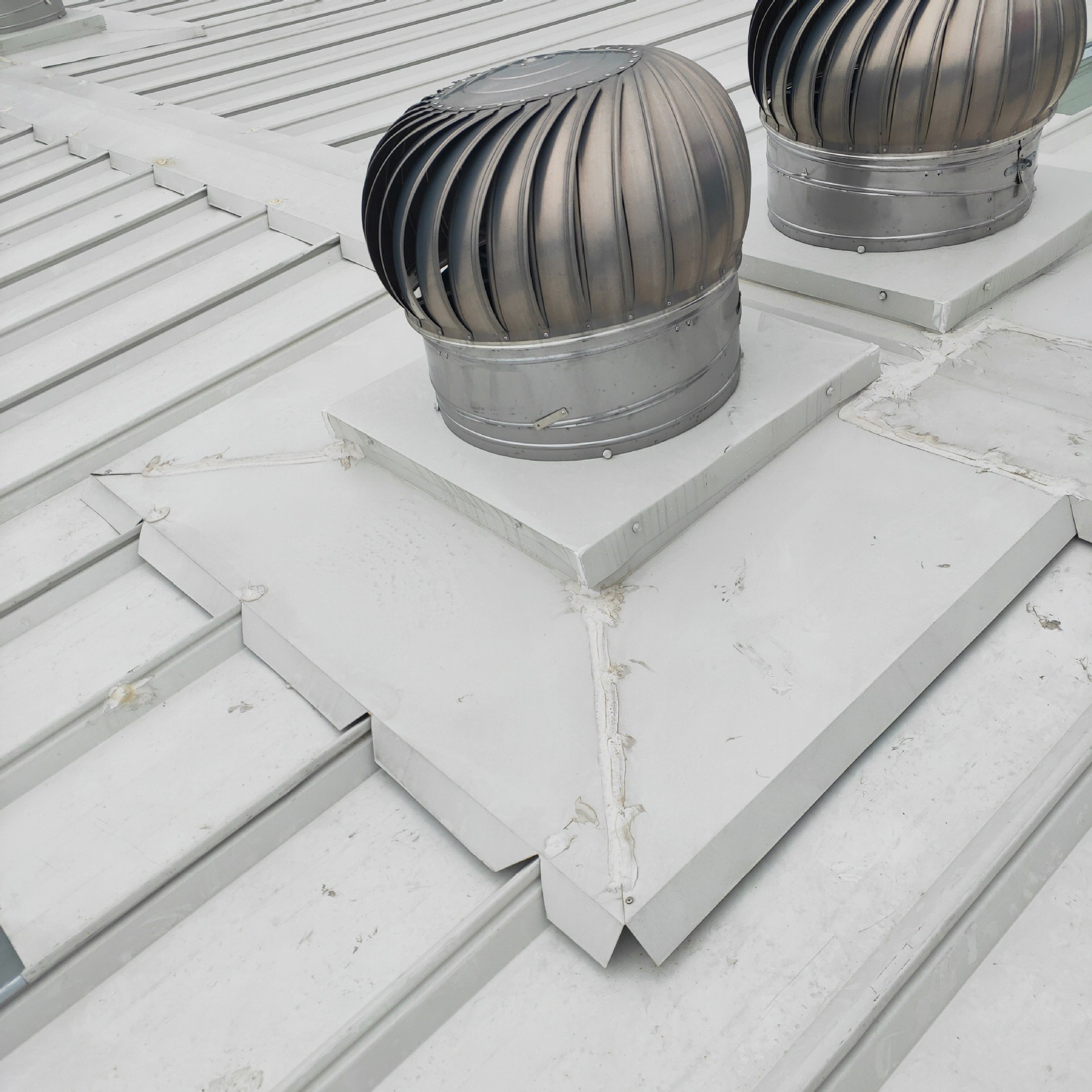 厂家直销无动力屋顶通风器 600型304不锈钢自动通风器风帽风球