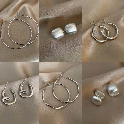 925 Silver Needle Port Vintage Retro Metal Earrings for Women - High-End Geometric Simple Hoop Earrings - Versatile and Bold Commuter Earrings