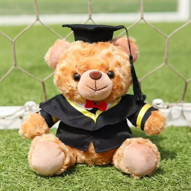 El oso negro y el cuello amarillo