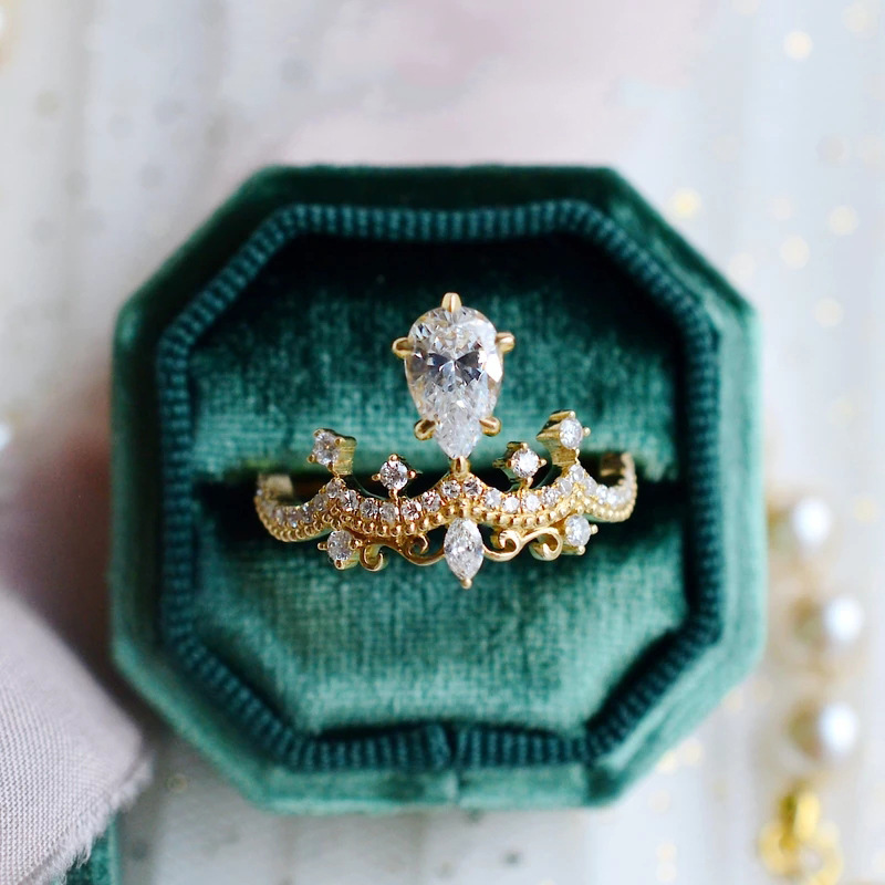 10, 6 Ring Size 1 Piece Quantity Wedding, Stage, Shopping Occasion Retro Crown Copper Inlay Artificial Gemstones Rings 1 Piece