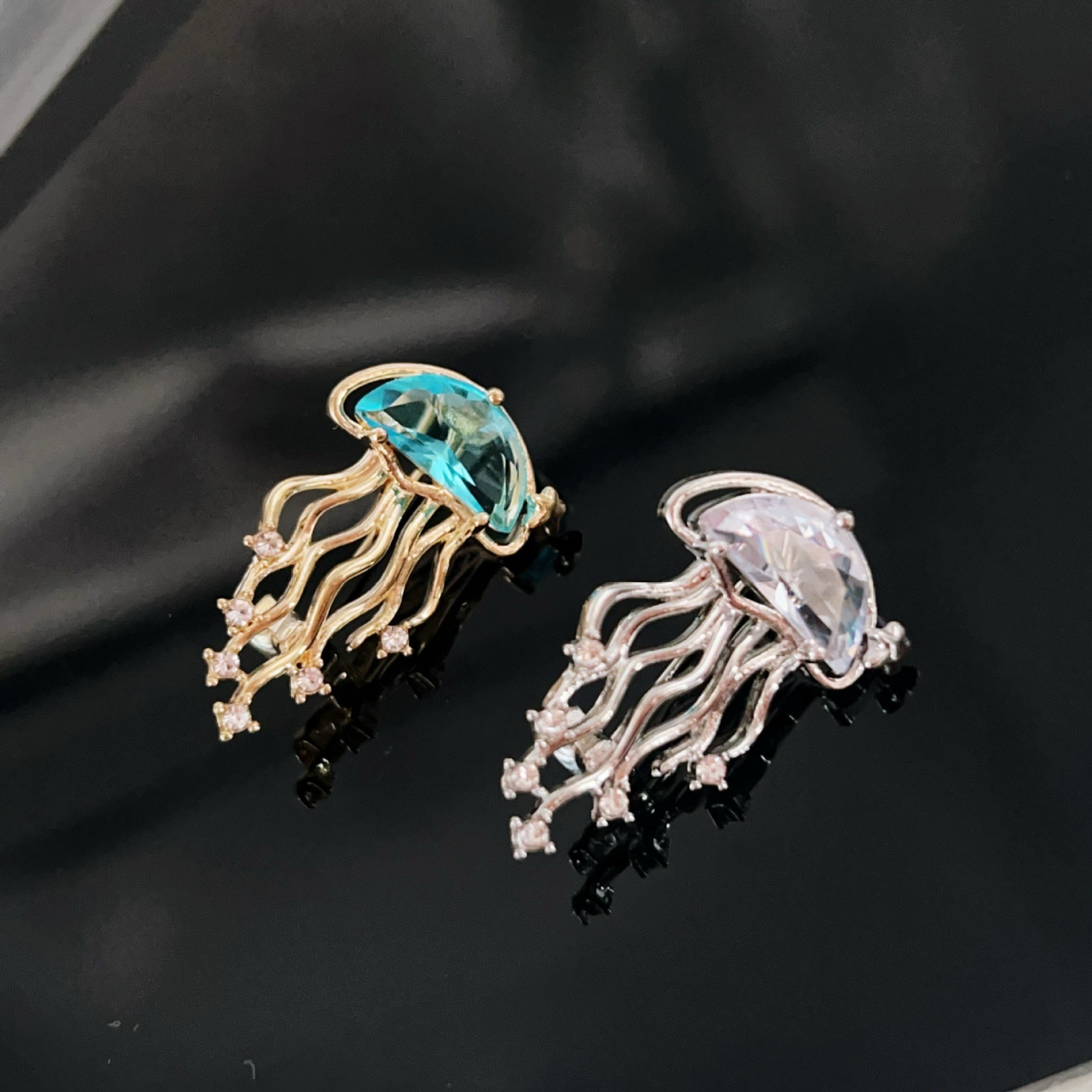 Ozean Quallen Brosche Für Damen, Elegante Sicherheitsnadel Anstecker_voghion.com