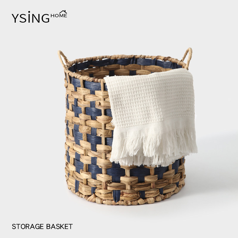 Straw laundry basket