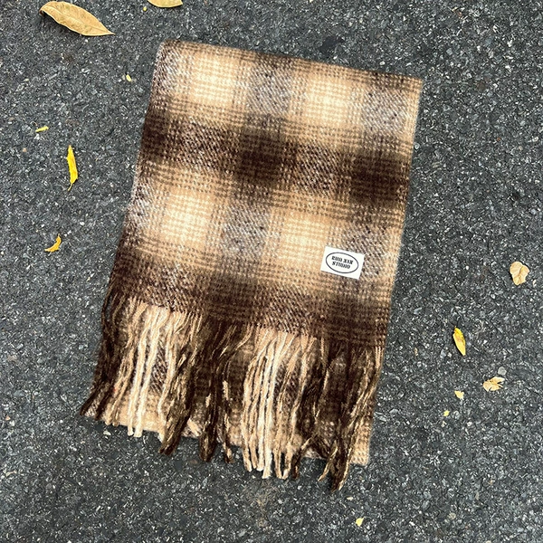 Forest gradient camel color