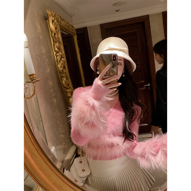 鱼兔子的兔子v领毛衣女甜美温柔秋冬2025新款长袖修身针织开衫女|undefined