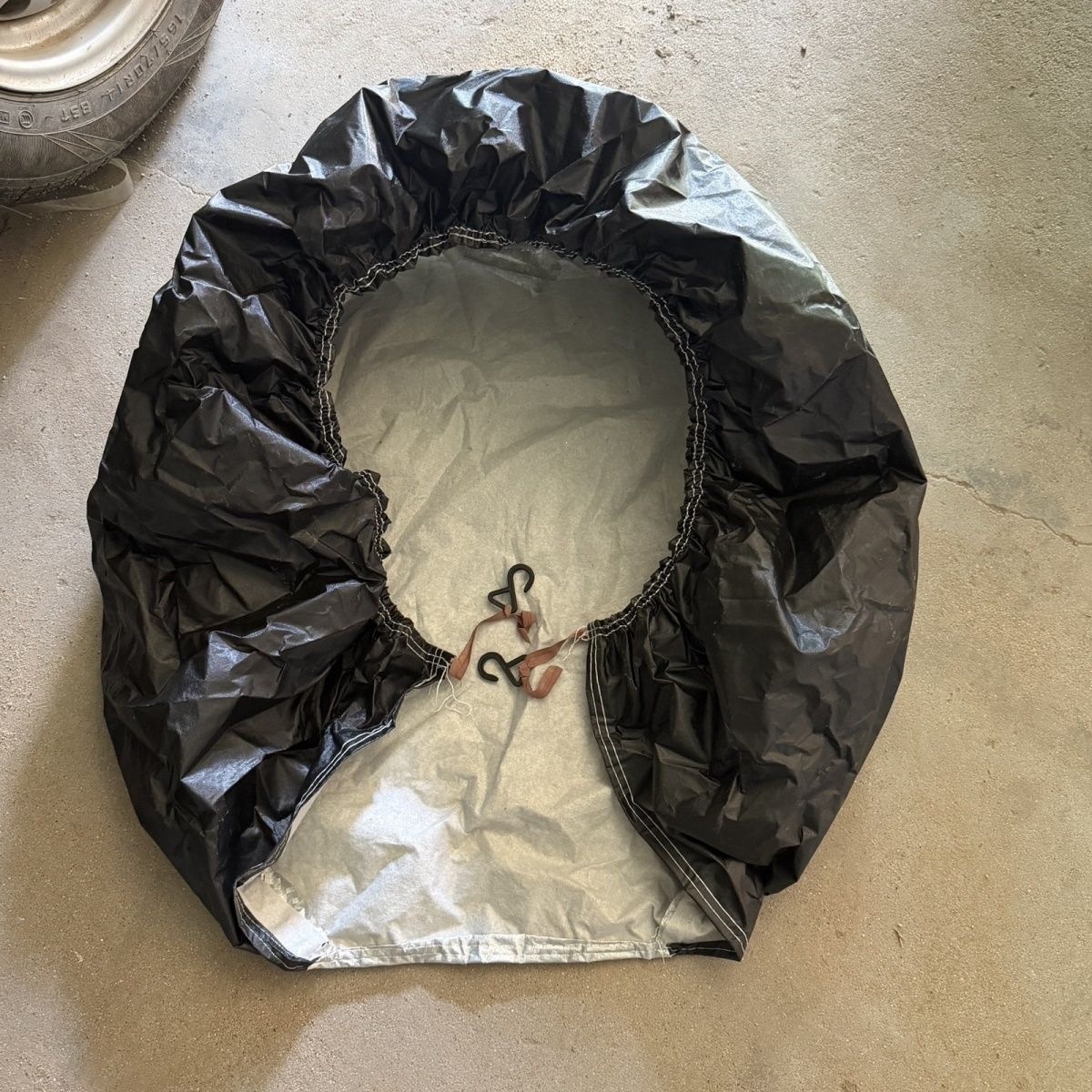 Car tire rain and sun protection cover, anti-freeze spare tire protective cover, anti-dog urine dustproof tire cover