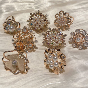 Korean style non-fading flower scarf buckle dual-use crystal all-match brooch women's clothing accessories hem corner knot buckle