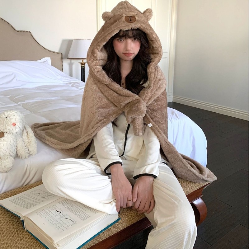 卡皮巴拉懒人披风办公室居家斗篷可外穿加厚披肩秋冬季保暖男女生|undefined