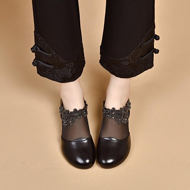 Sandal da bò lưới thoáng mũi tròn đế bệt cho nữ — Màu đen da bò
