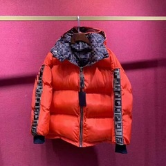冬季新款简约设计可正反两穿的时髦防风御寒保暖立领男女棉服外套