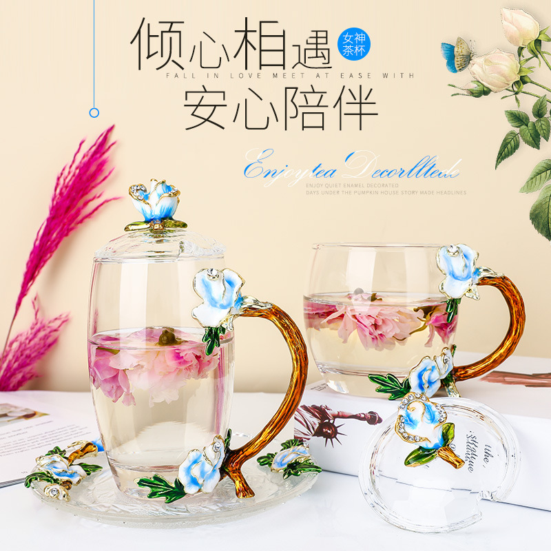 Taza de vidrio esmaltado creativa, nueva taza de agua de una sola capa con tapa con diseño de rosa, taza esmaltada al por mayor para regalo promocional navideño.