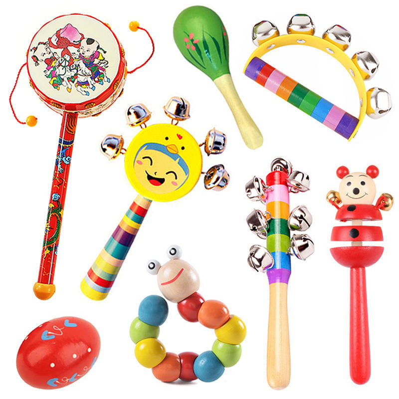 A complete set of eight items (random colors).