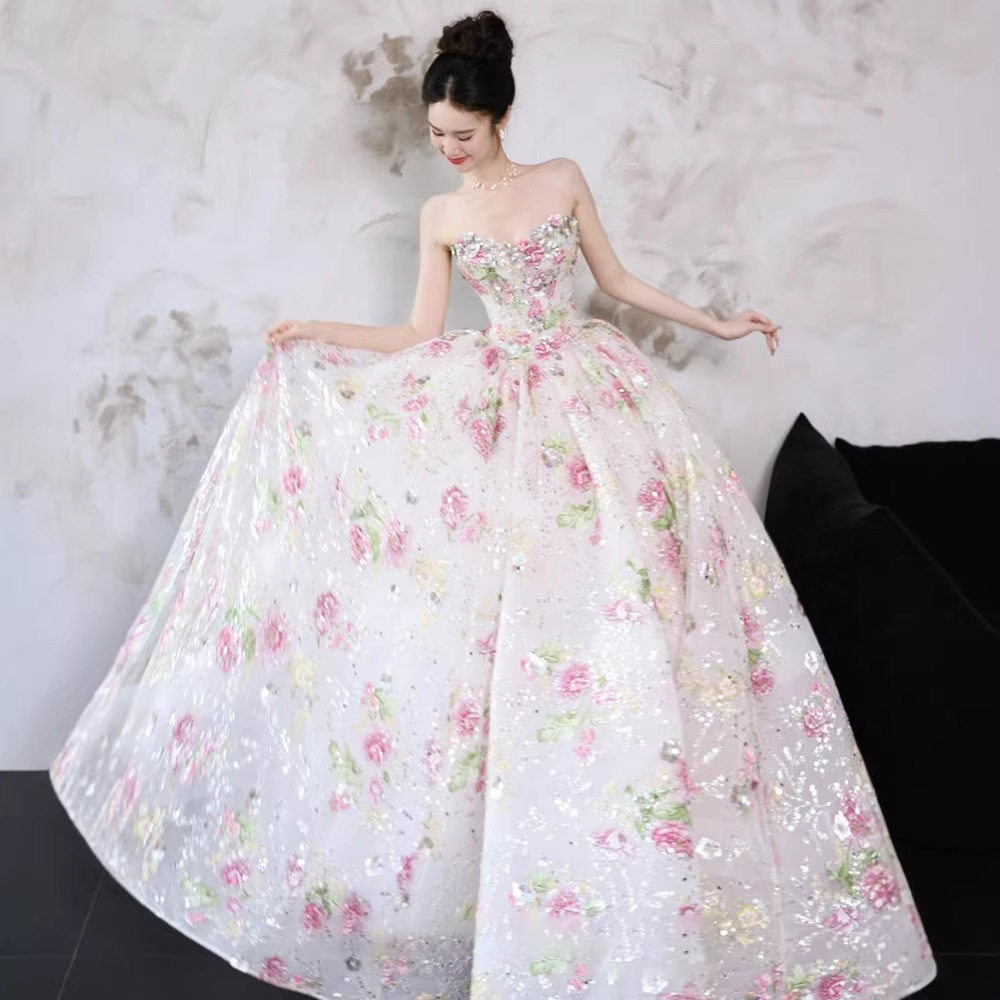 Đầm maxi nữ thêu hoa nổi phong cách Pháp tay không — Trắng sữa