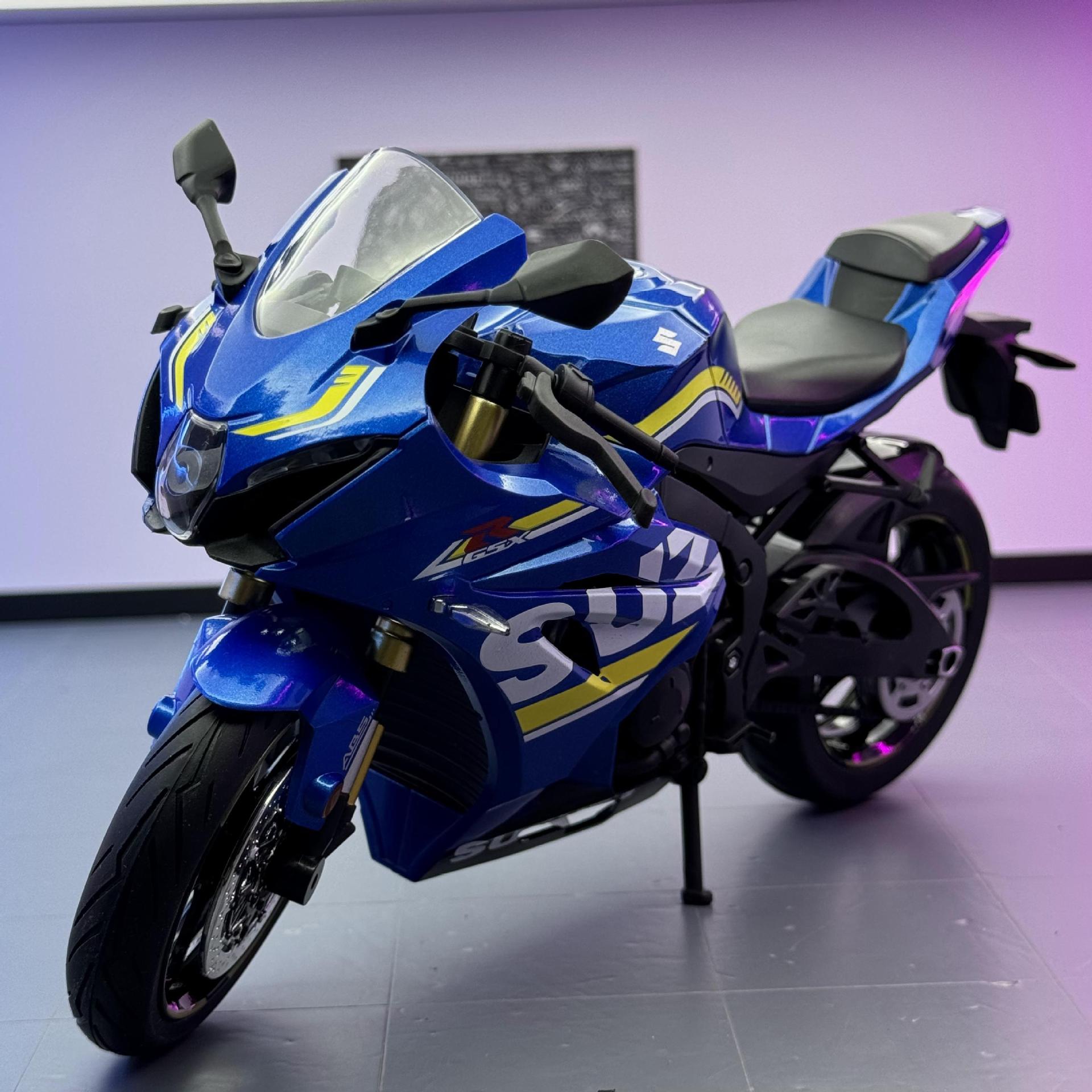Modelo de coche Huayi 1:9 Suzuki GSX-1000R aleación motocicleta deslizamiento coche de juguete modelo de iluminación