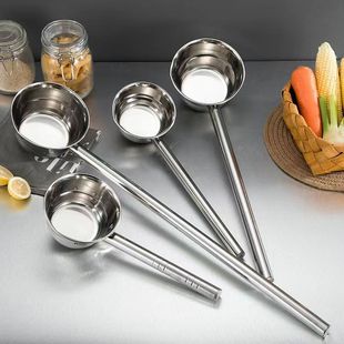 Stainless Steel Water Ladle Thickened Kitchen Long Handle Large Soup Ladle Durable and Shatterproof Soup Scoop for Cooking Porridge