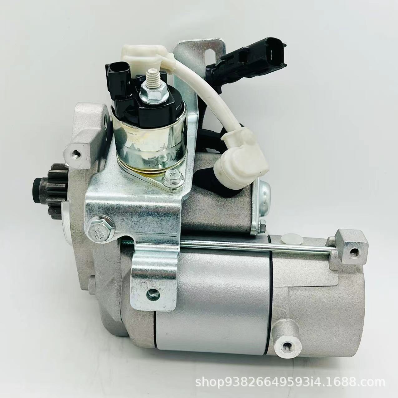 Suitable for Mother-of-pearl Land Cruiser Prado 28100-31250 New Domineering 3.5 Car Starter Direct Sales