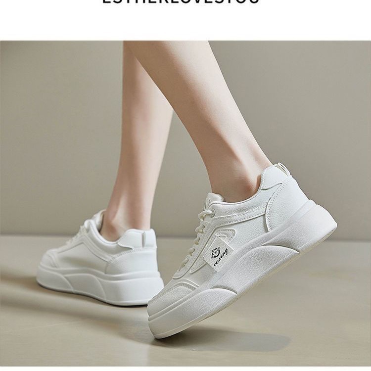 Pisar mierda sensación de pastel fondo plano zapatillas deportivas para mujeres 2024 nuevo primavera y otoño explosivo estudiantes en línea zapatos blancos