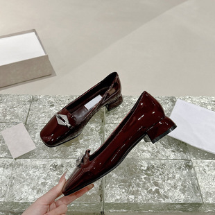 2024�¿�ҷ��^�ָ���Ь�r�b���|��ŮЬ�W����ƤСƤЬ�͸���Ь