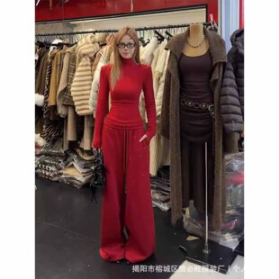 �tɫ���I�ȴ�����Ů����2025�¿����������@�������L��t������