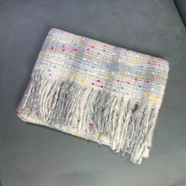 Circular gauze white