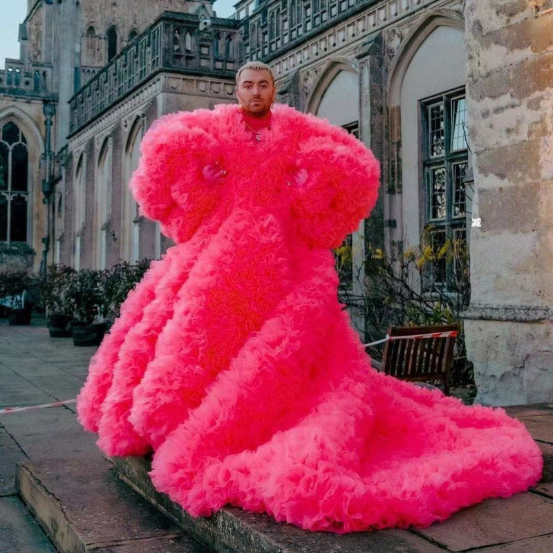 European and American Foreign Trade Color Mesh Pleated Tail Catwalk Service Photo Studio Shooting Long Bathrobe Large Size Pregnant Women's Dress