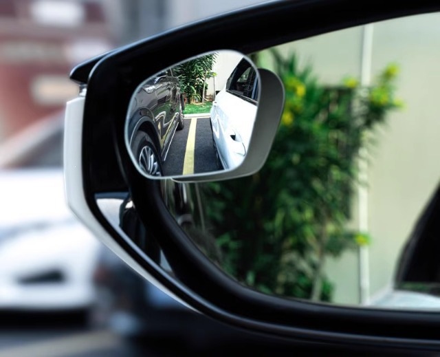 Volkswagen Lavida, Sagitar, Bora, ID3, T-Cross, Polo, Tayron, and T-Roc car rearview mirror, small round auxiliary mirror