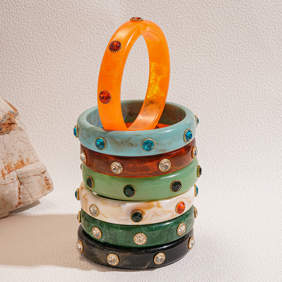 Brazalete de color geométrico de diamantes acrílico europeo y americano personalidad transfronteriza simple pulsera de nicho lujoso ligero de alta sensación de brazalete