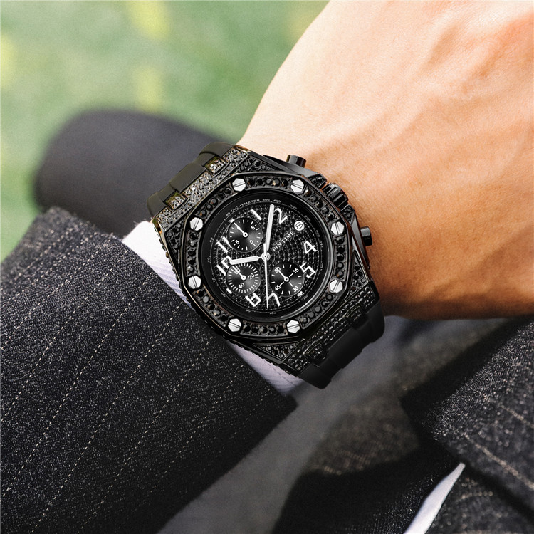 Men's Retro Chronograph Quartz Watch With Large Dial And Diamonds_voghion.com