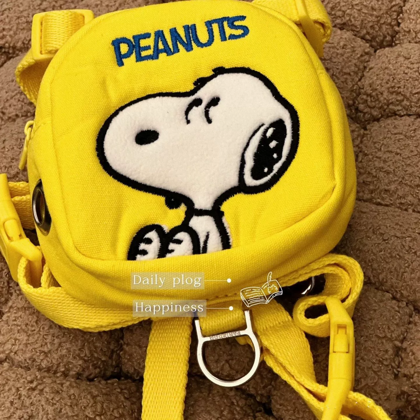 Шлейка для собак и кошек, маленький милый жилет на поводке, регулируемая цепочка, уличный гаджет, подарок для самостоятельного переноски.