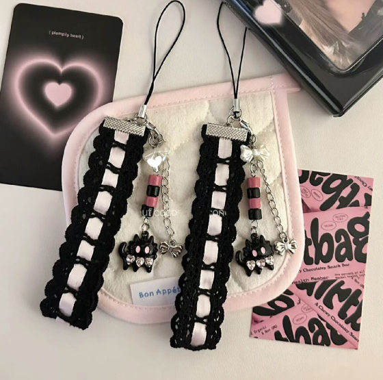 [Black Pink Cat Ribbon] Hand-made Diablo Beaded Mobile Phone Chain Small Pendant Card Book Hanging Chain Cute Girl Heart