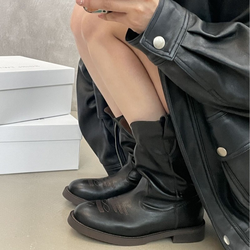 SGIRL TWTW英伦风平底短靴女2025新款百搭休闲尖头显瘦复古骑士靴|undefined