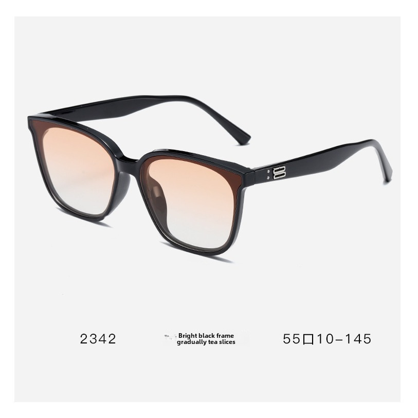 2023 New Style Square Sunglasses Women's High Sense Light Color Sunglasses Summer Sunshade Retro Sunglasses for Men_voghion.com
