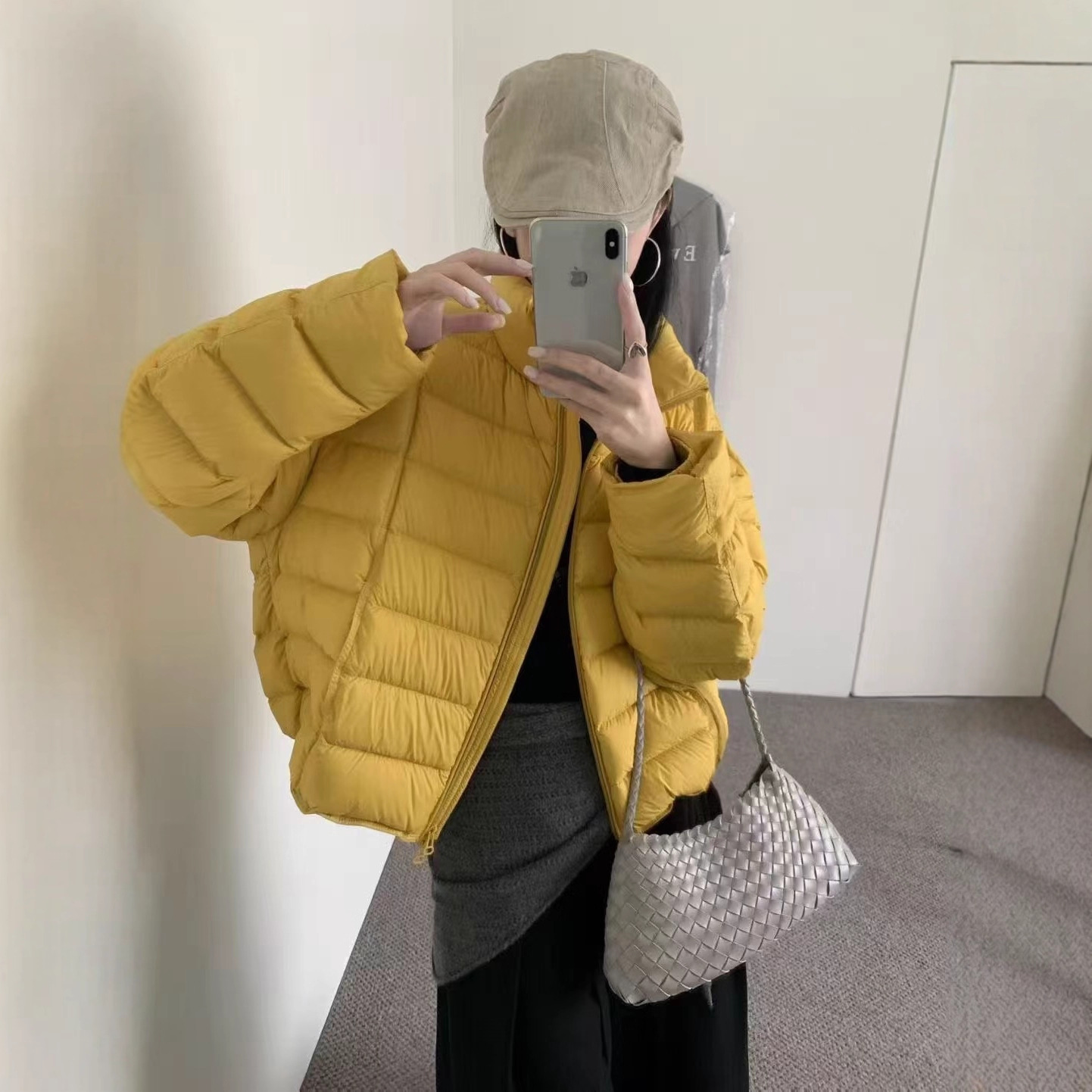 Korean-Style New Thin Ribbed Women's Hooded down Jacket with Custard Color for Winter 2025, Fashionable Versatile down Jacket