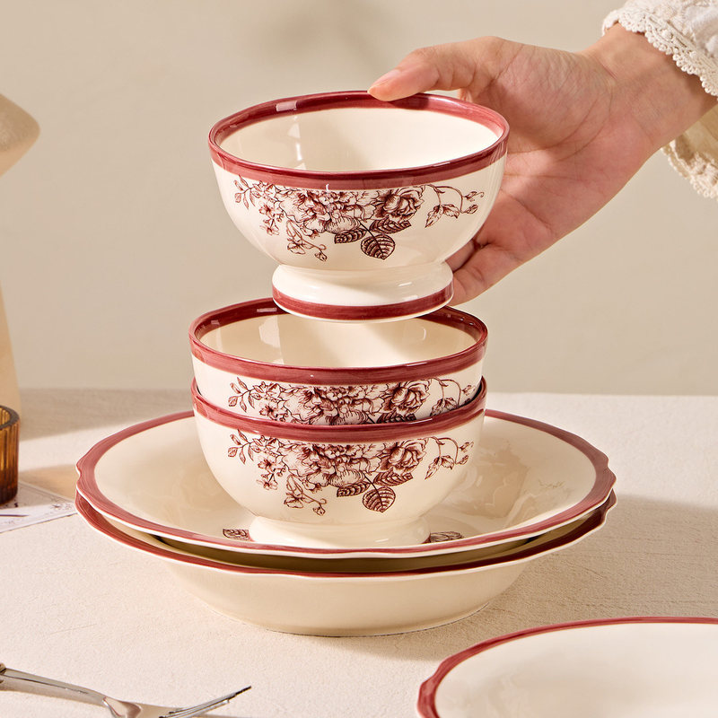 French-style vintage home-use 2026 new high-value underglaze ceramic tableware set, including rice bowls, soup bowls, plates, and dishes French-style vintage home-use 2026 new high-value underglaze ceramic tableware set, including rice bowls, soup bowls, plates, and dishes
