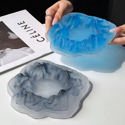 Car ashtray | red decorative piece, creative high-end