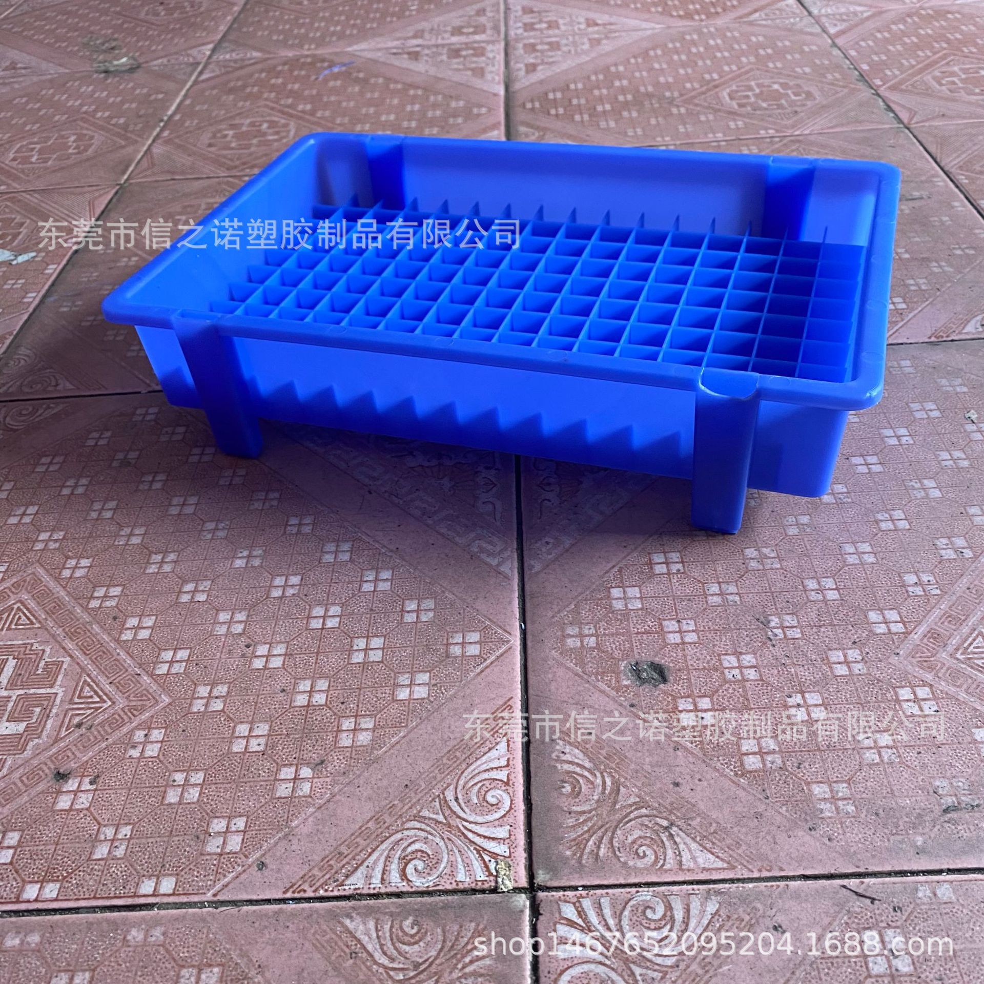 塑料电池盒160孔电池仓四脚收纳盒电池整理槽锂电池盒筛红色绿色