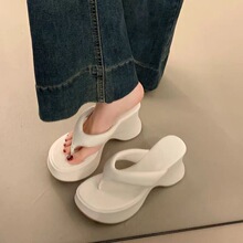 �W�t�߼��з�������¸�������Ů���⴩2026�¿����߷�ʽ����Ь��