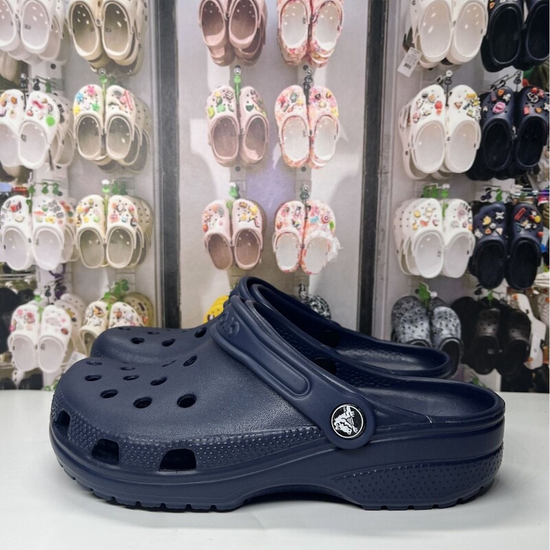 2026 New Model Cross Crocs Classic Clogs for Men, Non-Slip Couple Style Shoes for Women, Beach Sandals