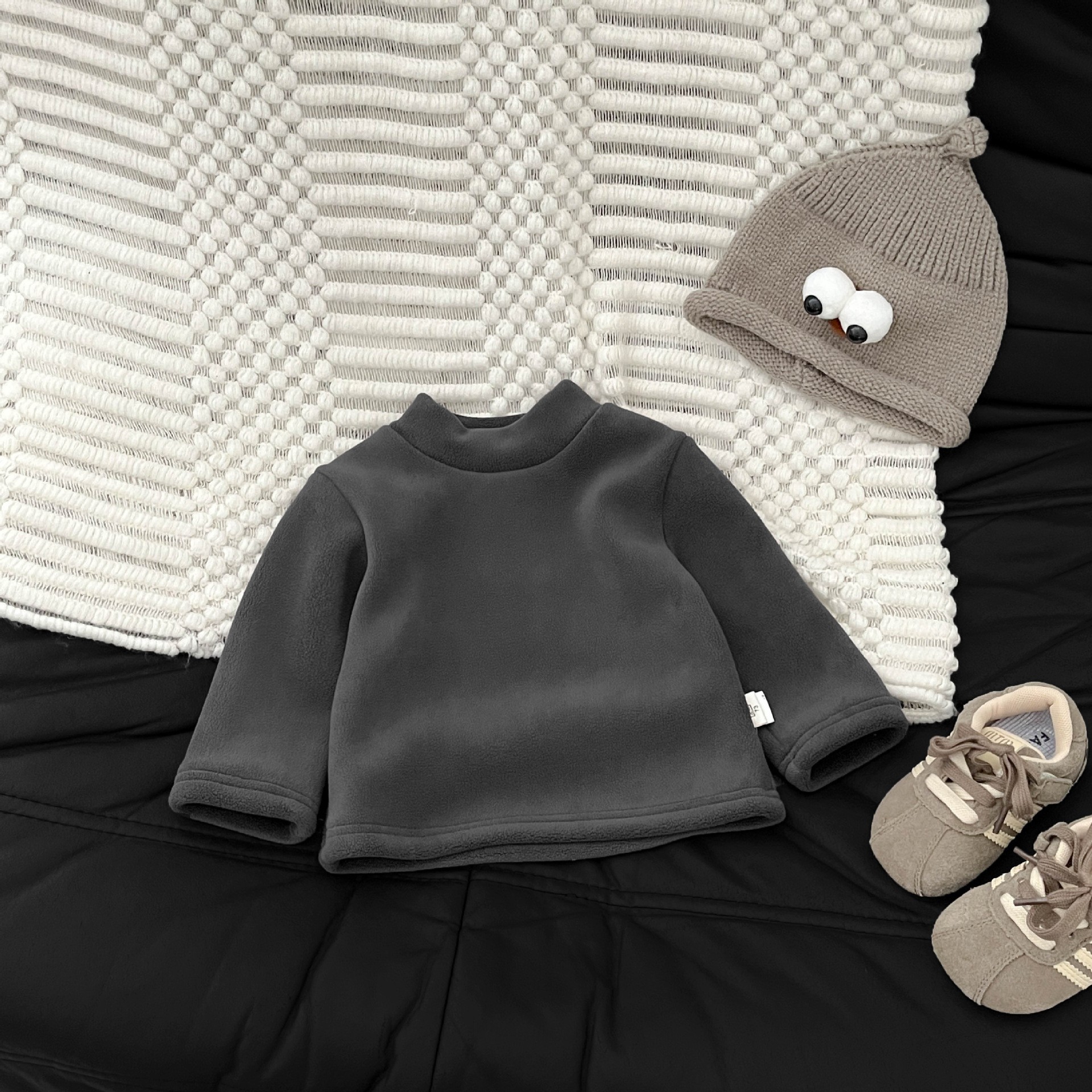 Camiseta de carbón gris
