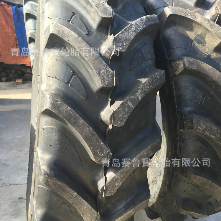 420/85R30 农用R1人字花纹 拖拉机轮胎
