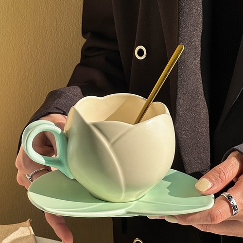 创意欧式陶瓷咖啡杯碟套装家用餐厅下午茶杯花茶杯早餐杯牛奶杯碟