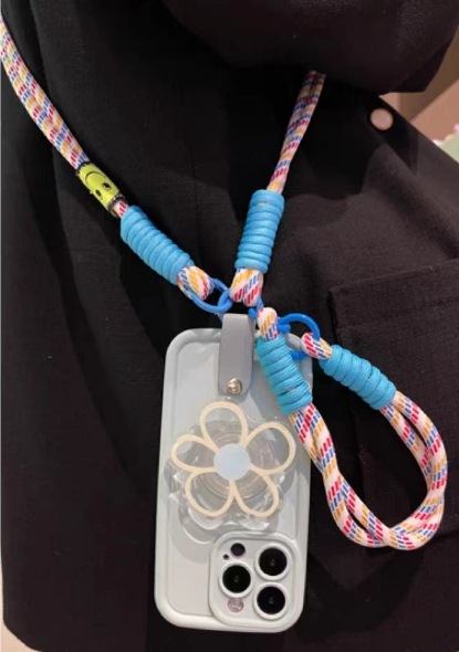 Rosa roja Smiley cara pulsera para iPhone13/15Pro crossbody 14PROMAX Apple 13 teléfono caso 11 mujer 12