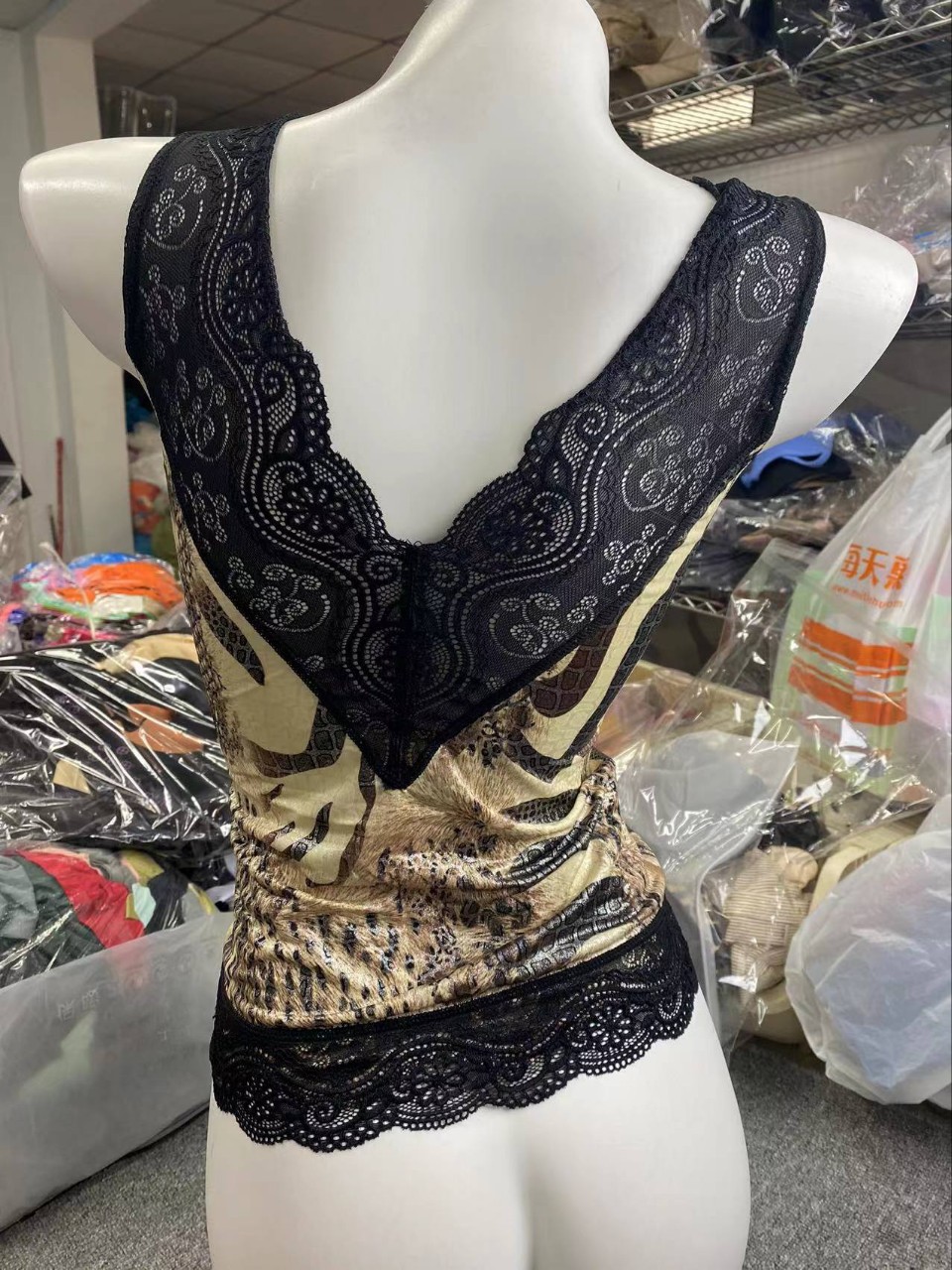 Inventario de cauda de bajo precio, comercio exterior, Europa y los Estados Unidos, nuevos abdominales de abdomen, soporte de pecho, chaleco de mujer, ropa interior