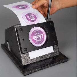 工艺礼品加工;徽章;保护膜