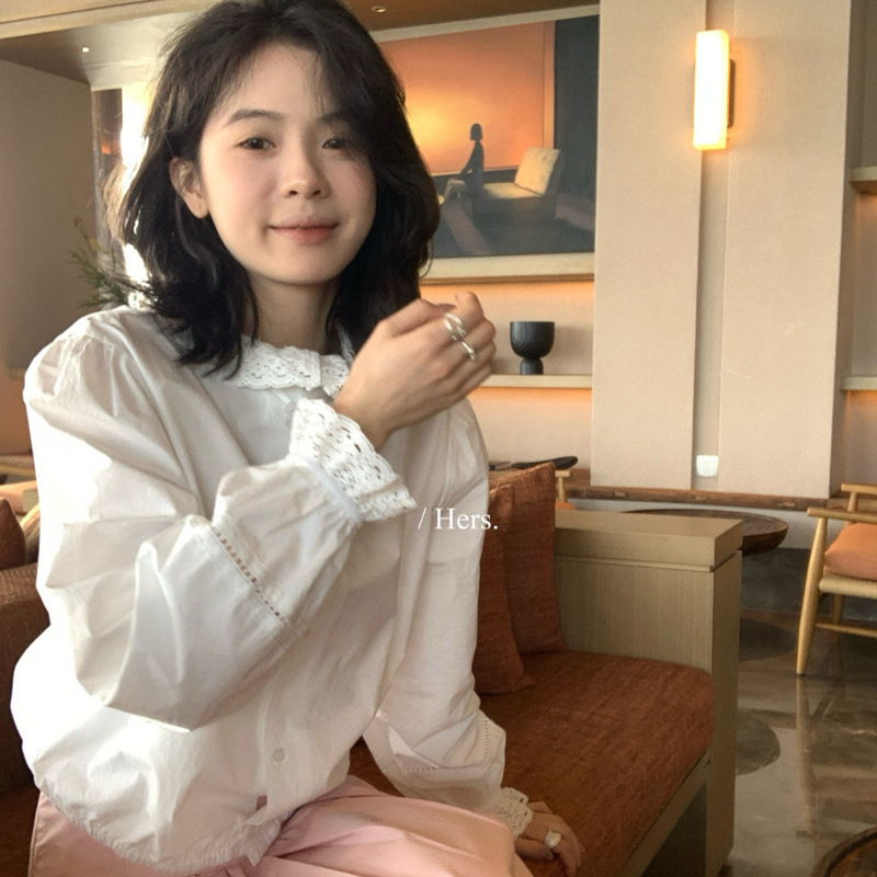 Hers One Spoon of Sweetness Korean-Style Gentle Daily Commute Lace Patchwork Ruffled Collar Waist-Cinching Short White Shirt for Women Hers One Spoon of Sweetness Korean-Style Gentle Daily Commute Lace Patchwork Ruffled Collar Waist-Cinching Short White Shirt for Women