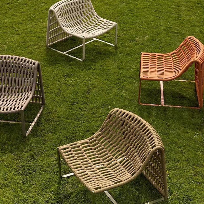 Sofá de ocio al aire libre a prueba de agua y protección solar al aire libre patio sala de sol pedazos de caña se puede acostar terraza silla de caña