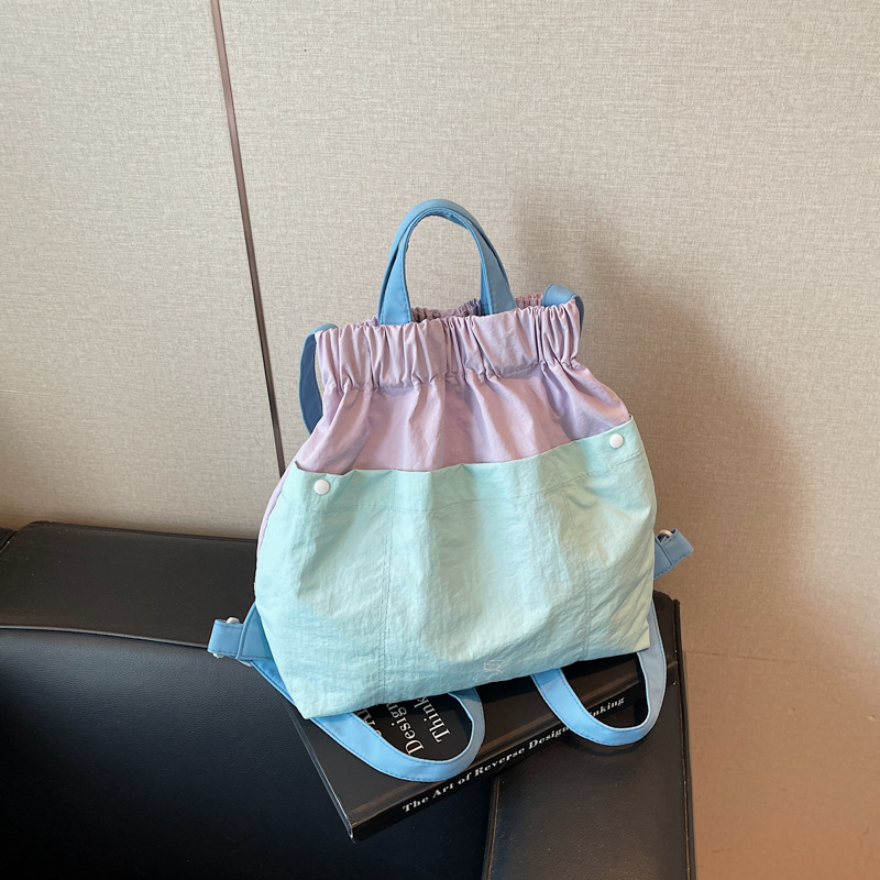 户外轻量化双肩包女旅游轻便多巴胺拼色防水尼龙布背包折叠遛娃包