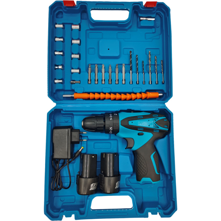 Pequeño campo Pastoral de 12v, dos electricidad y un traje de carga azul