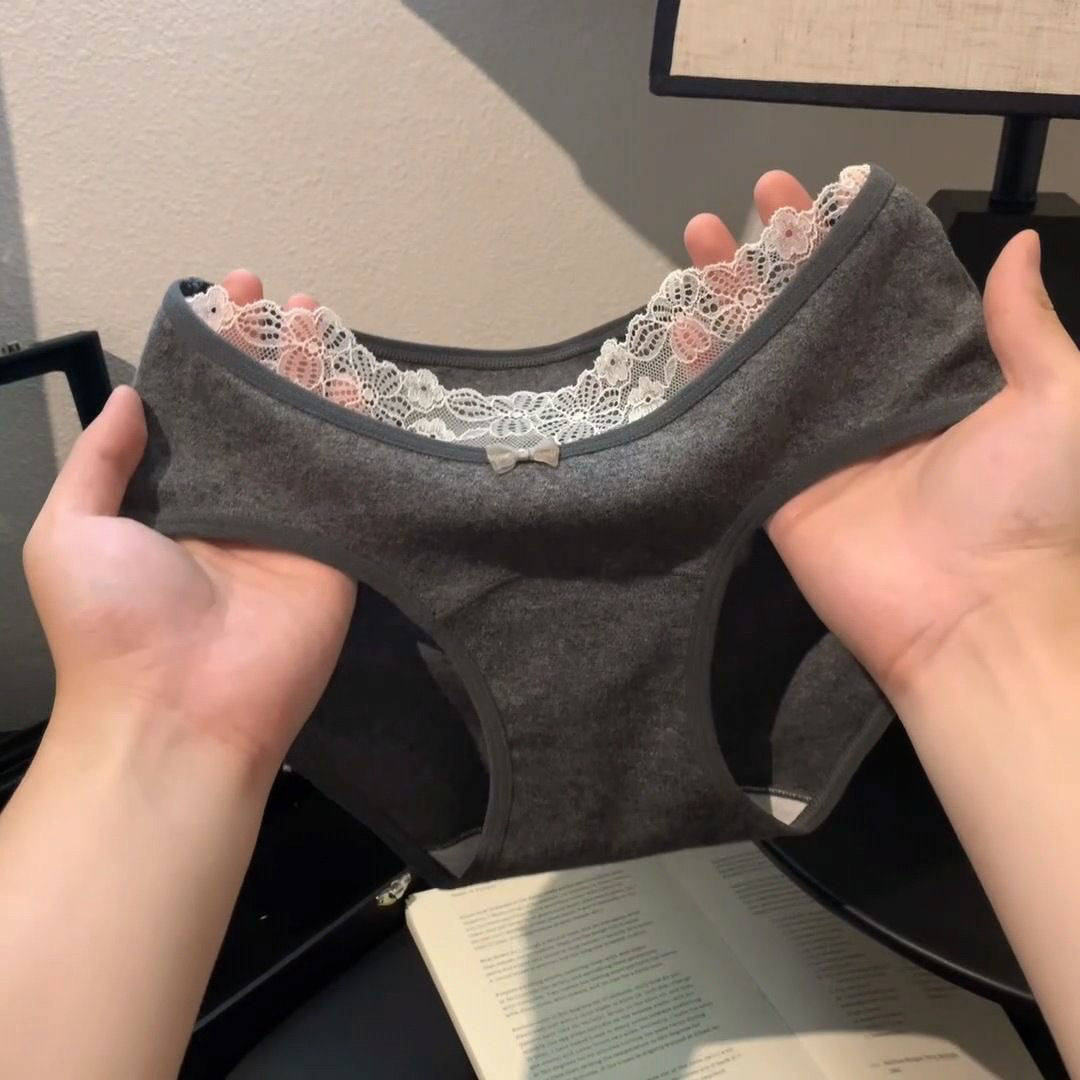 Milk Lace Underwear Women's Pure Cotton Low-Waist Breathable Girl's Sexy Lace Briefs Daily Comfort
