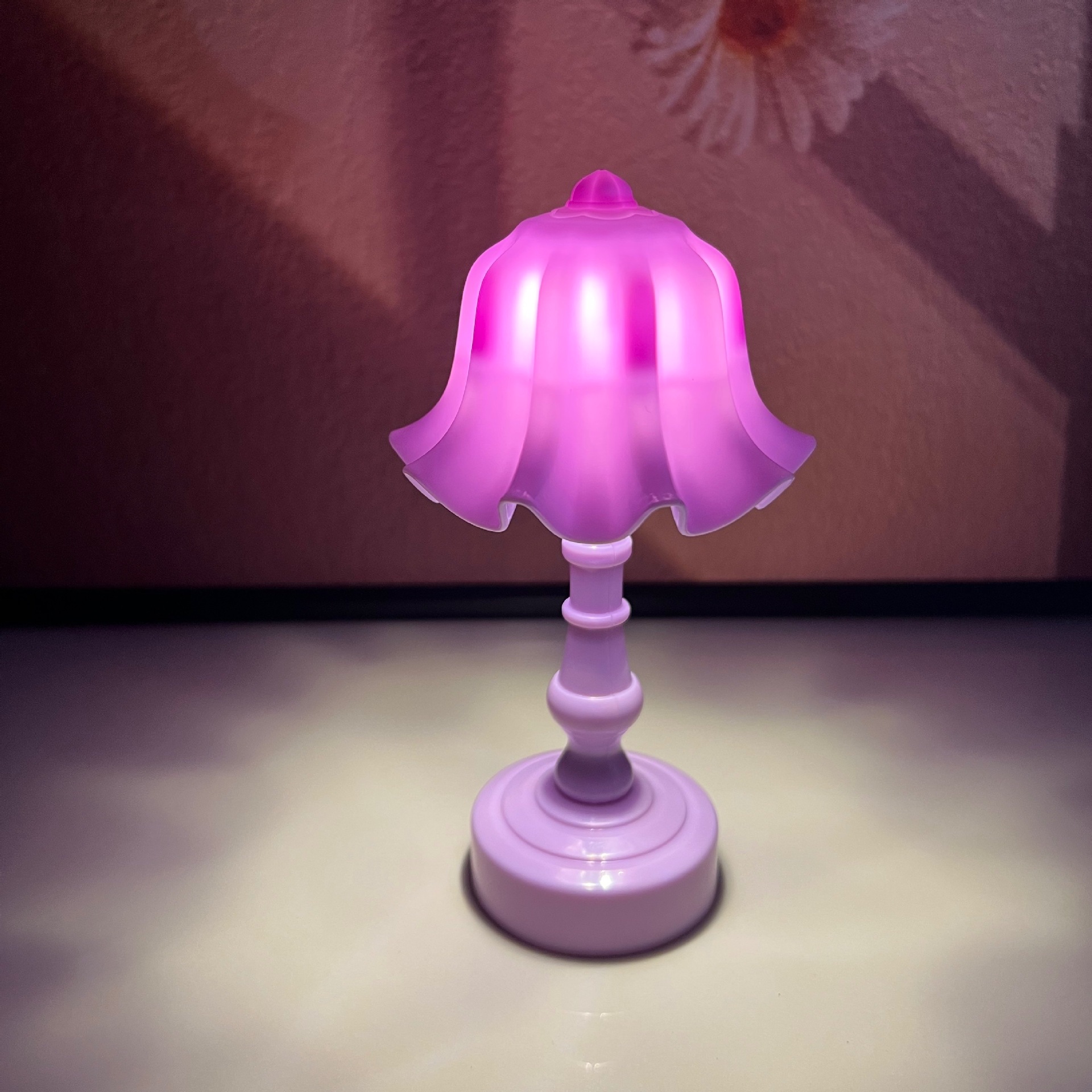Dormitorio pequeña lámpara de escritorio dormitorio pequeña lámpara de noche lámpara de cabecera plástica lámpara electrónica marroquí lámpara de escritorio mini lámpara de escritorio decoración